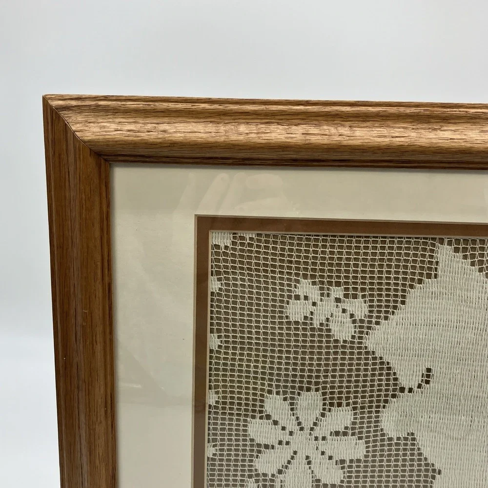 Vtg. Framed Doily‎ Scottie Dog Scottish Terrier Butterfly Flower Wall Hanging